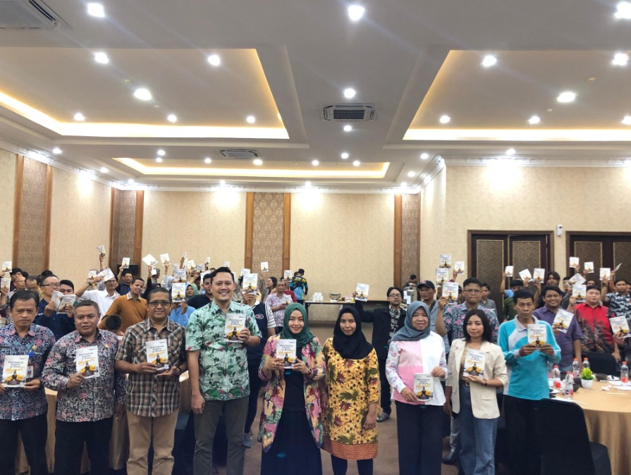 Buku Hulubalang Pemilu di Bumi Majapahit