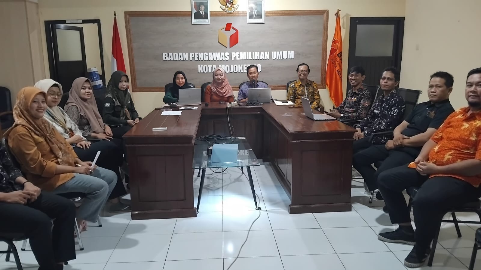 Bawaslu Kota Mojokerto Tingkatkan Pemahaman Pengisian Form Pencegahan Online