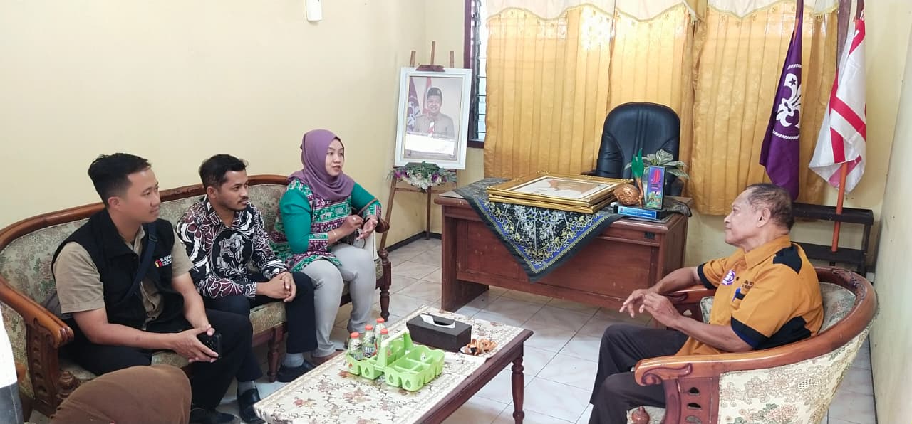 Bawaslu dan Pramuka Kota Mojokerto Siapkan Saka Adhiyasta Pemilu