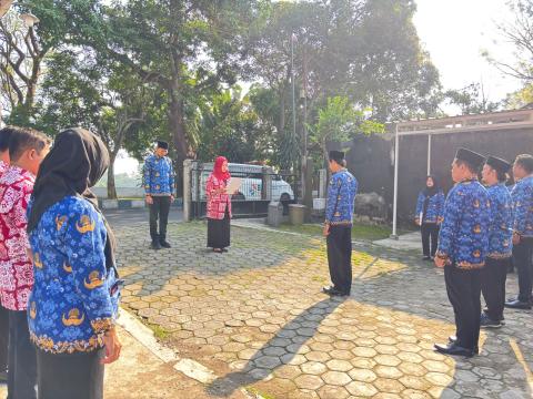 Upacara Kelahiran Pancasila : Ketua Bawaslu Kota Mojokerto Gaungkan Pesan Perdamaian Dunia