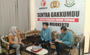 Bawaslu Kota Mojokerto menerima kunjungan dari BPJS Ketenagakerjaan
