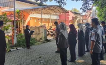 Jaga Integritas, ASN Bawaslu Kota Mojokerto Deklarasi Bebas Konflik Kepentingan